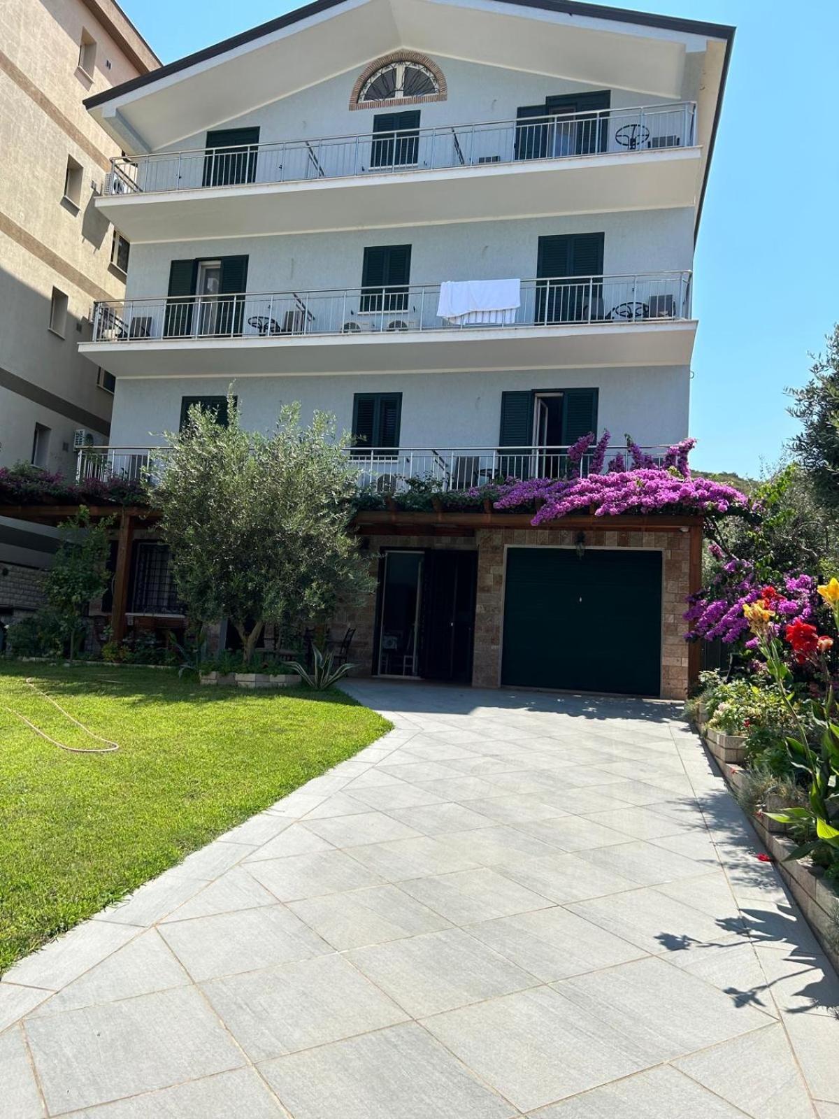 Apartmán A Casa Di Alice Orikumi Exteriér fotografie